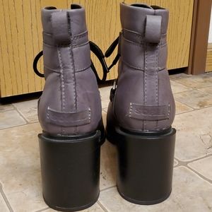 sorel margo lace boot